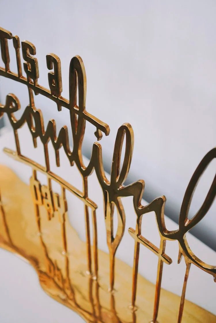 It's a Beautiful Day © Calligraphy Sculpture - Camilo Rojas Shop