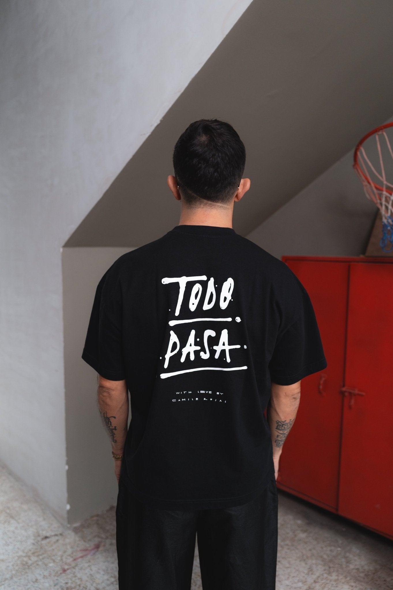 Todo Pasa Black Center - Camilo Rojas Shop