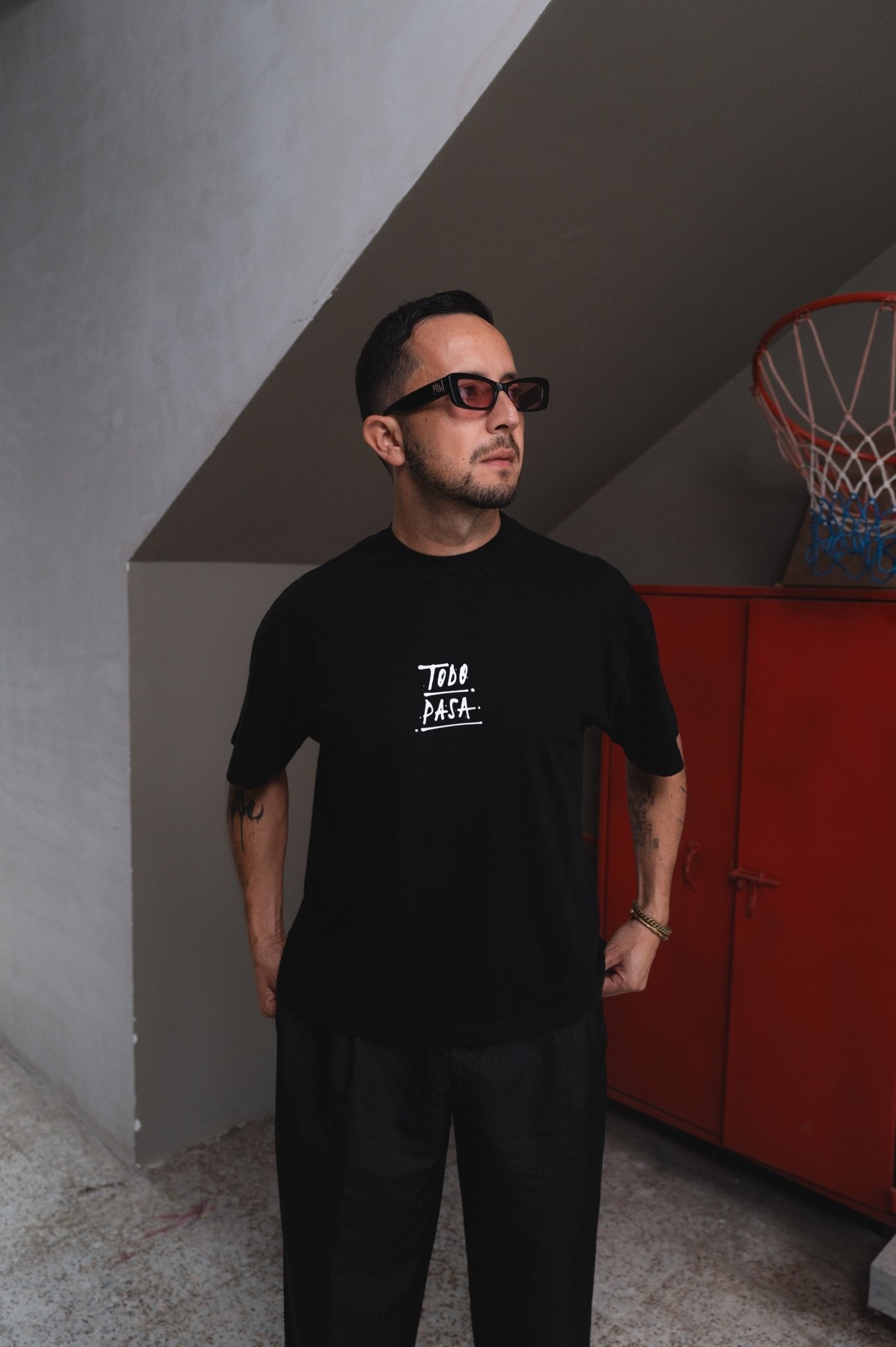 Todo Pasa Black Center - Camilo Rojas Shop