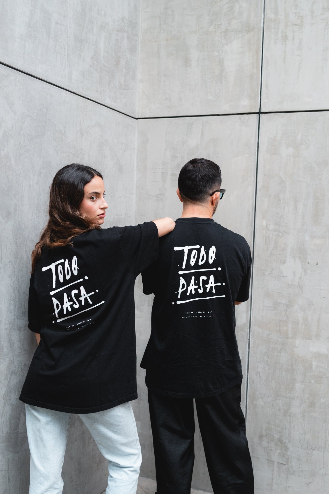 Todo Pasa Black on the side - Camilo Rojas Shop