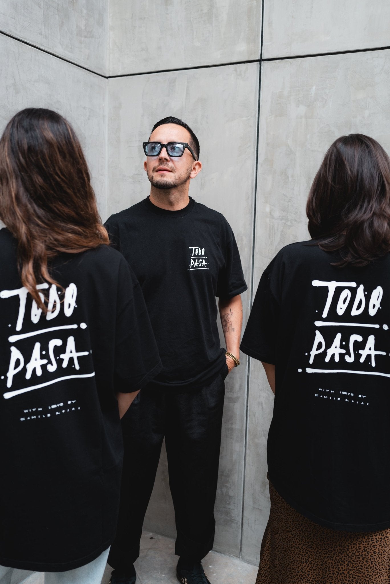 Todo Pasa Black on the side - Camilo Rojas Shop