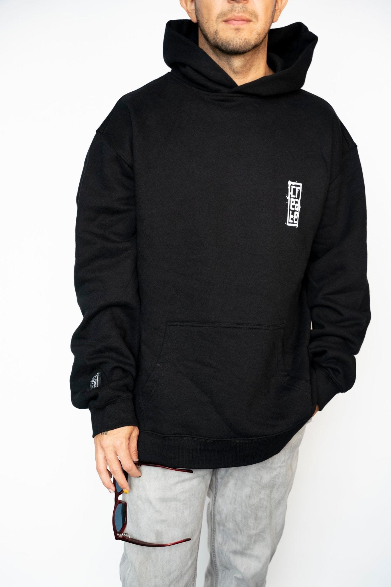 Uno Nunca Sabe Hoodie - Camilo Rojas Shop